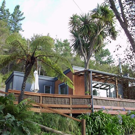 Cabbage Tree Chalet Parapara Room photo